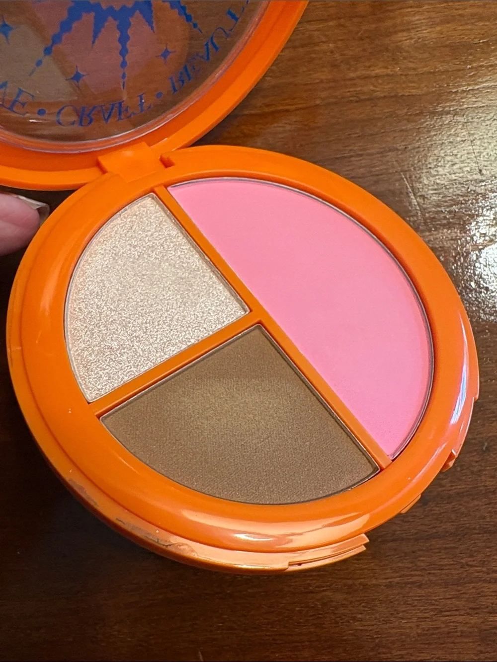Love•Craft•Beauty Astro Allure Multi-Face Palette — Pink & Bronze Highlighters - Picture 2 of 4